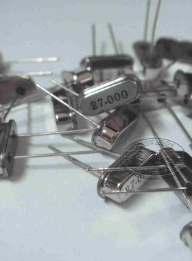 石英无源晶振27 000MHZ 27MHZ 27M HC-49S直插2脚 10个7元