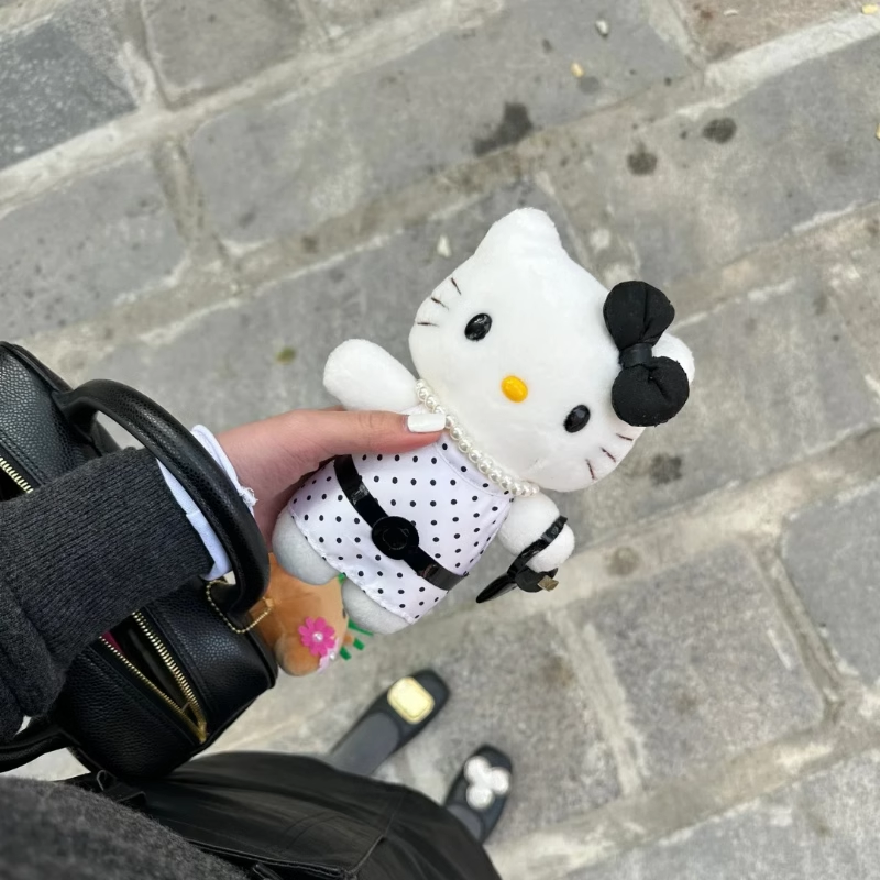 波点裙hellokitty挂饰毛