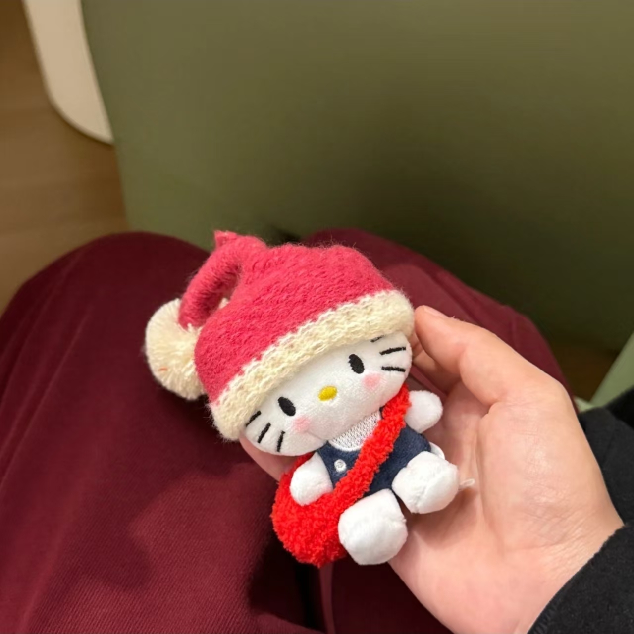 hellokitty猫冬日帽子可