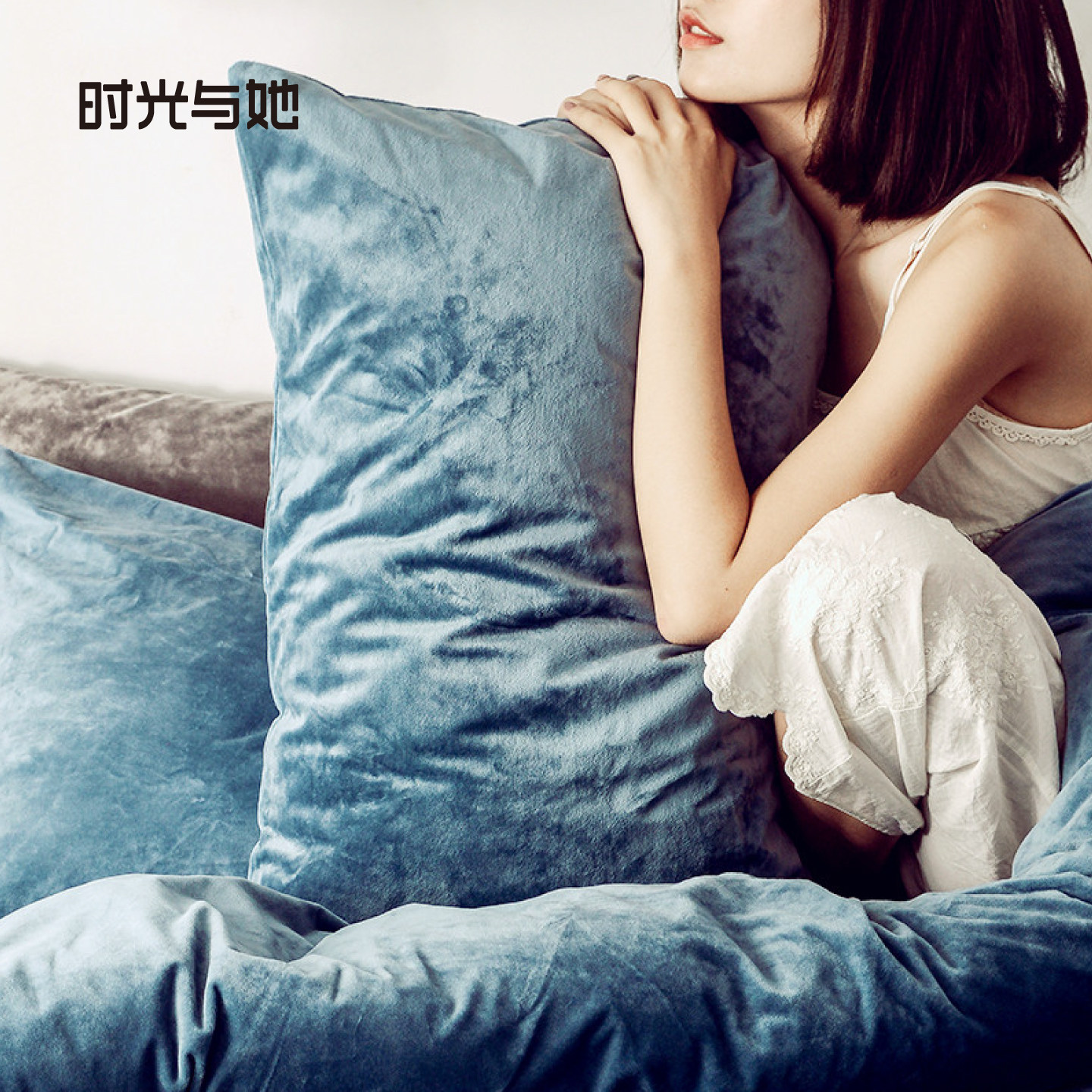 时光与她天鹅绒枕套珊瑚绒单人枕用女一只装学生一对包邮枕头套冬