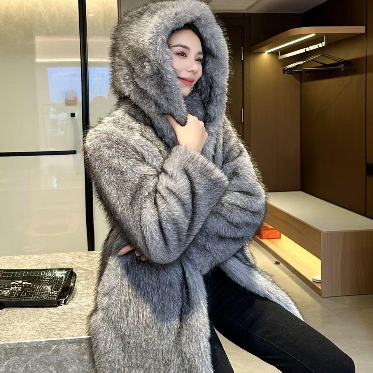 连帽设计仿狐狸毛常规款高级