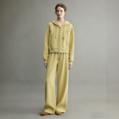 休闲风运动加绒黄色连帽卫衣两件套 女2026新款 独特超好看冬装 套装