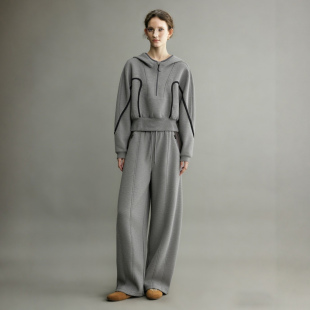 减龄运动卫衣弯刀阔腿裤 巨好看 新款 女2026春季 休闲风两件套 套装