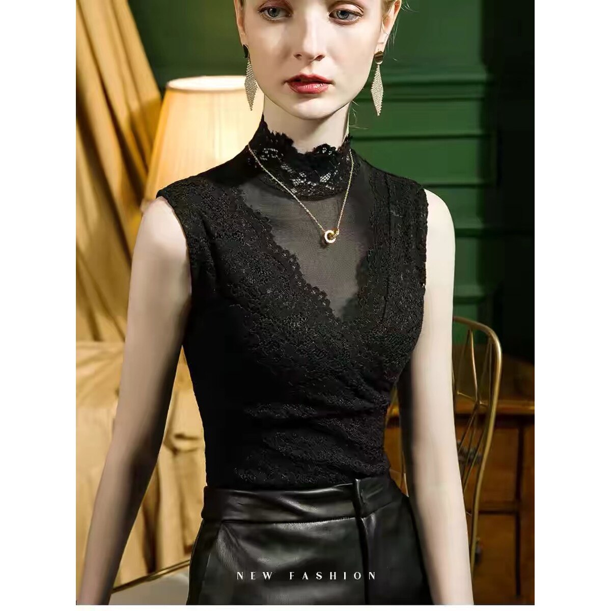 半高领无袖背心女2026新款欧货黑色内搭高级感叠穿上衣蕾丝打底衫