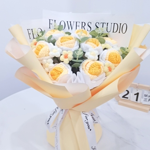 针织渐变玫瑰花花束手工毛线编织永生花手织情人节毕业成品大花束