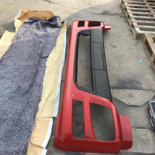 保险杠总成GTL红兵欧曼