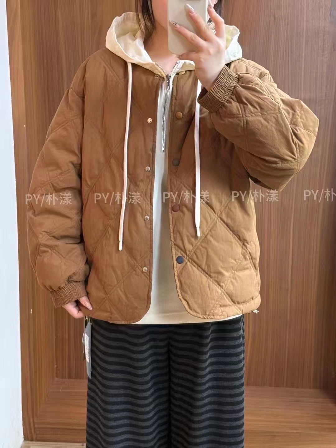 朴漾PUYANG890713冬装小个子圆领彩扣菱格羽绒服女50白鸭绒短外套