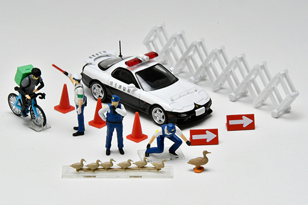 12月 Tomytec  TLV LV Car Snap 16b RX-7 埼玉县警车场景