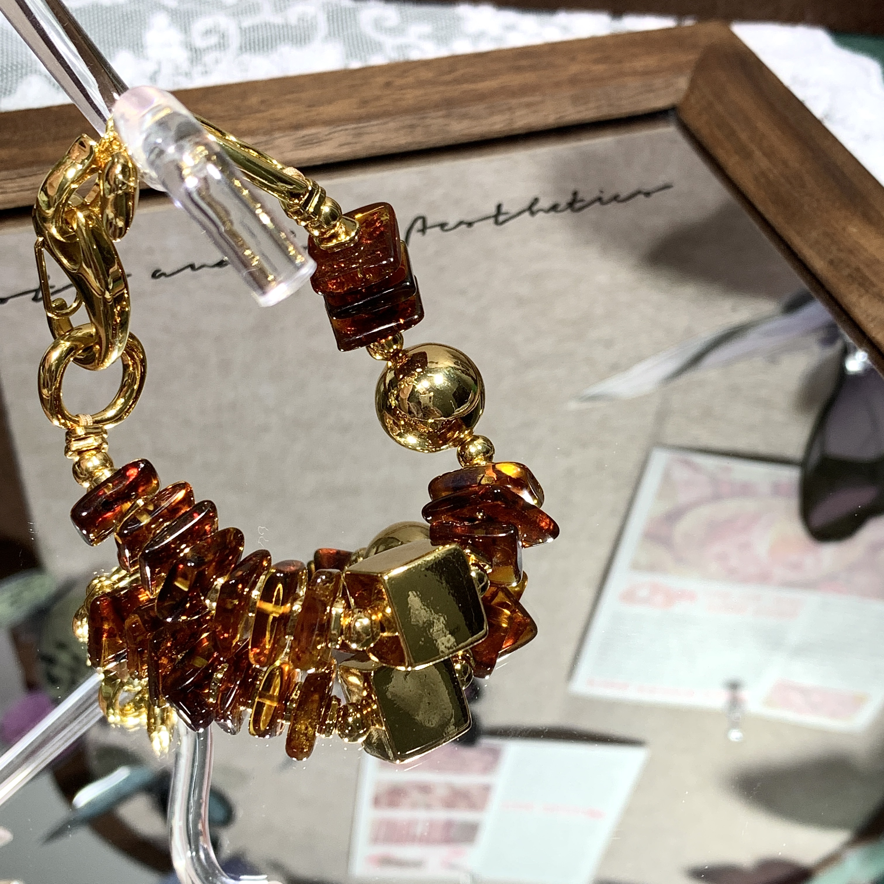 皮皮Pipi｜天然秋冬显白花珀手链高保色钛钢diy花珀手串老钱风