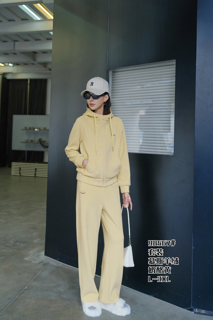 慕格轻奢品牌加绒运动套装女