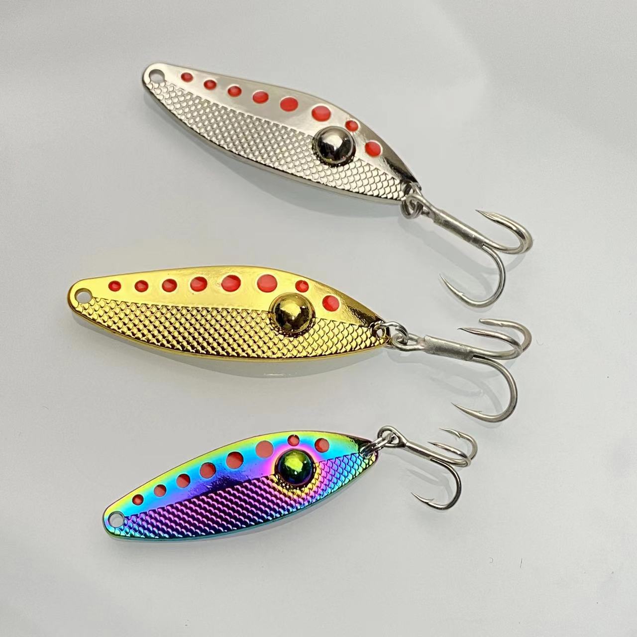 黑坑远投路亚亮片亚伯达三本钩