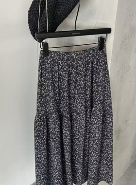 IU ROOM-26年早春复古碎花图案显瘦半身裙3921