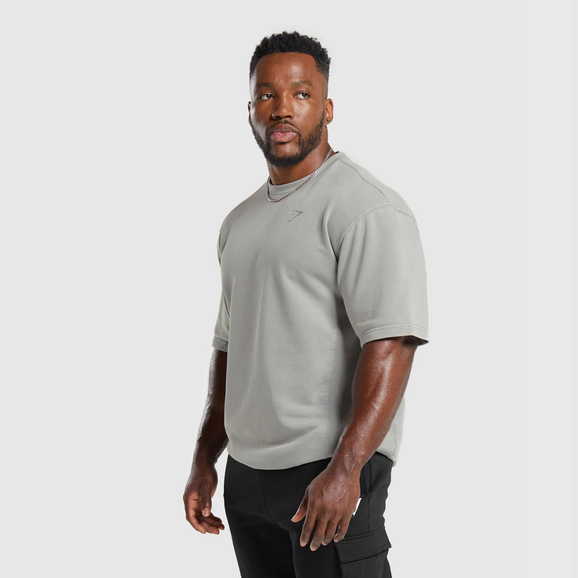 很难不喜欢GYMSHARK POWER 做旧水洗柔软毛圈宽松运动卫衣短袖t恤