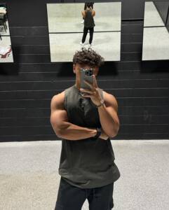 帅就完了 GYMSHARK PREMIUM LFT 美式宽松健身运动无袖背心坎肩