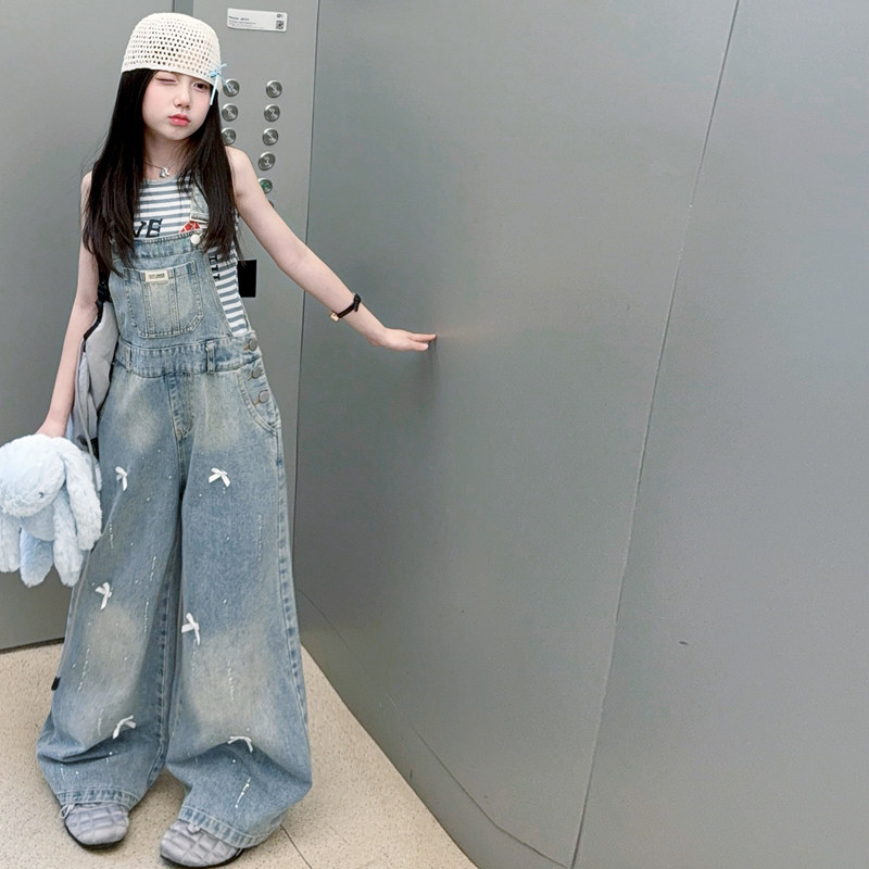 女童韩版牛仔背带裤2026夏季新款宽松洋气夏款长裤女孩时尚吊带裤图片