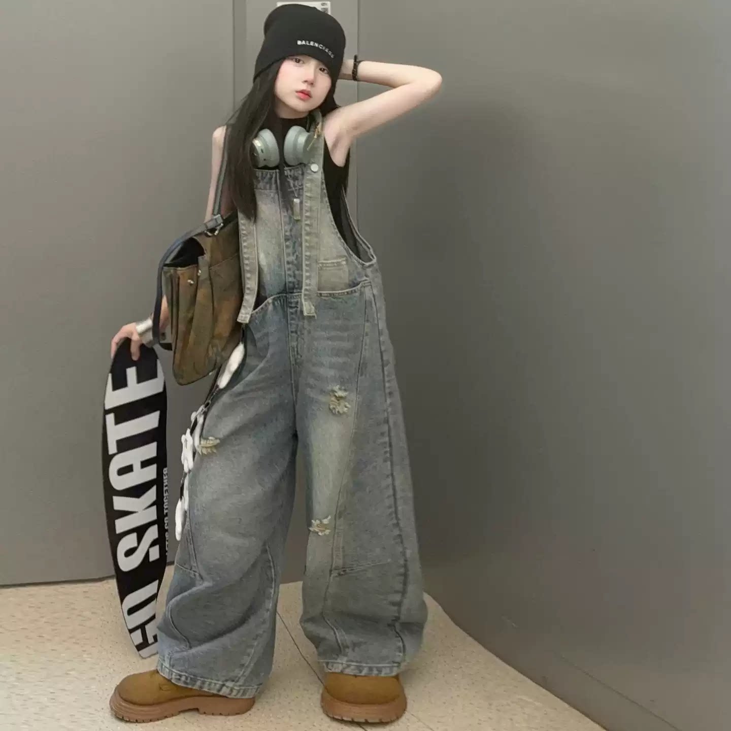 女童2026新款韩版复古做旧牛仔背带裤中大童女孩休闲吊带连体裤潮图片