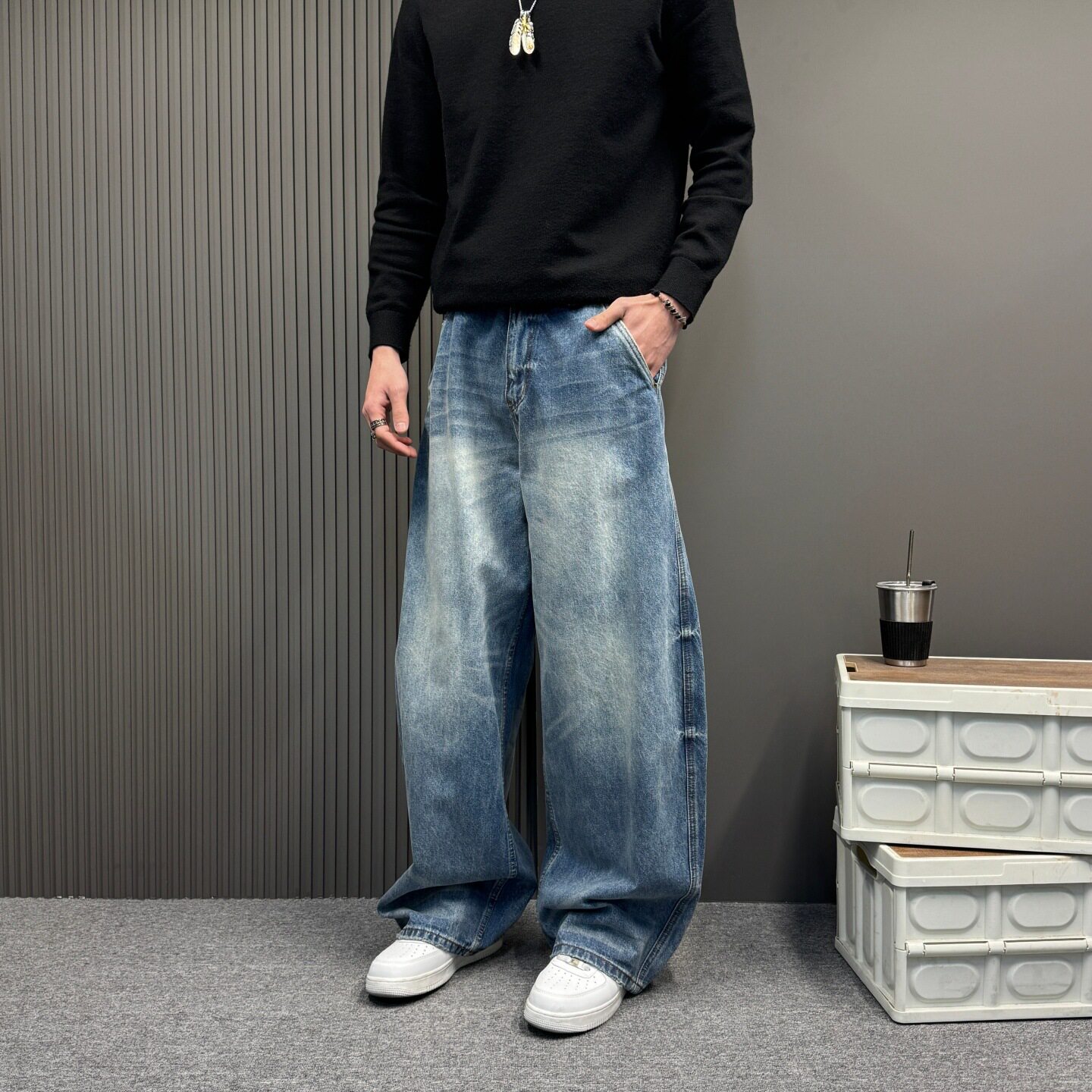 美式高街cleanfit竹节做旧宽松弯刀牛仔裤男直筒微喇廓形长裤子