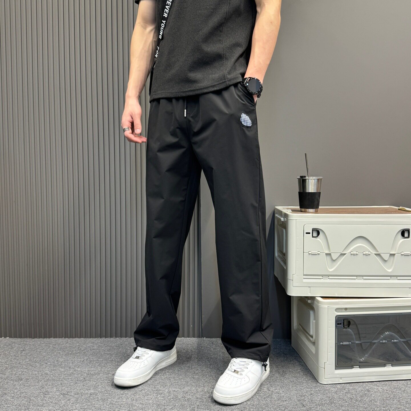 抽绳直筒休闲裤男夏季2026新款松弛感纯色远动宽松显瘦显高阔腿裤