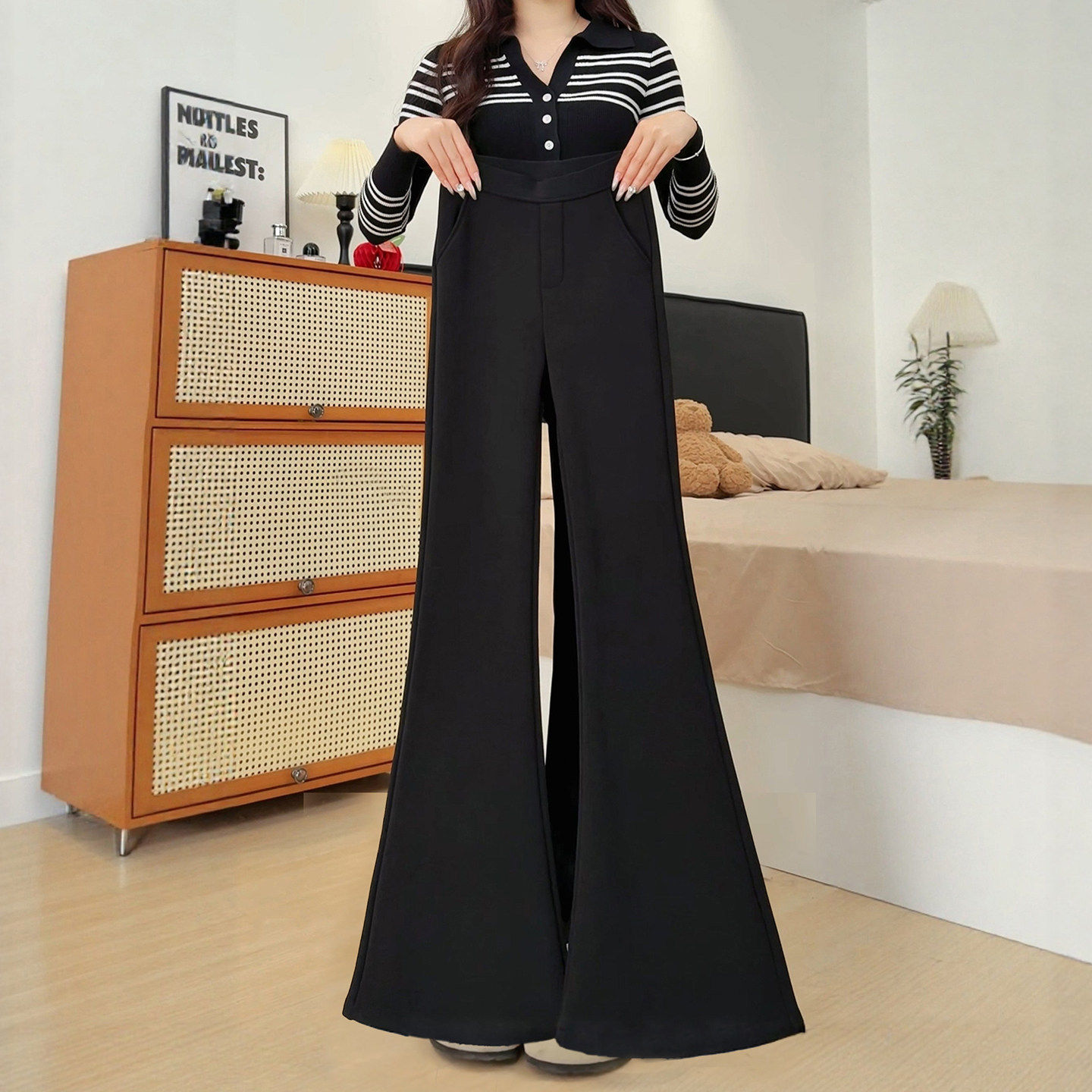 黑色微喇裤女2026新款春秋大码胖妹妹mm显瘦高腰垂感西装喇叭裤子