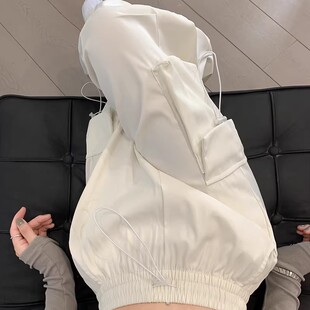 白色工装裤女2026新款春秋美式降落伞裤小个子休闲运动登山冲锋裤