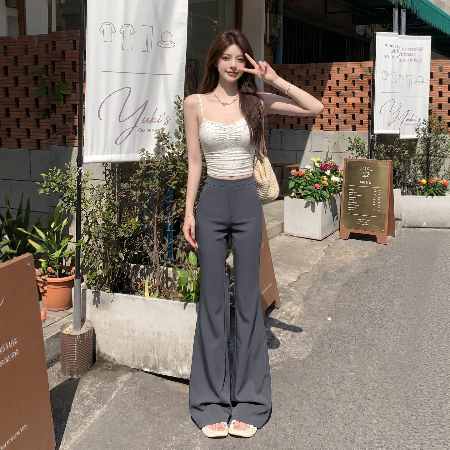 灰色微喇西装裤女夏季薄款2026新款小个子大码高腰显瘦西装喇叭裤