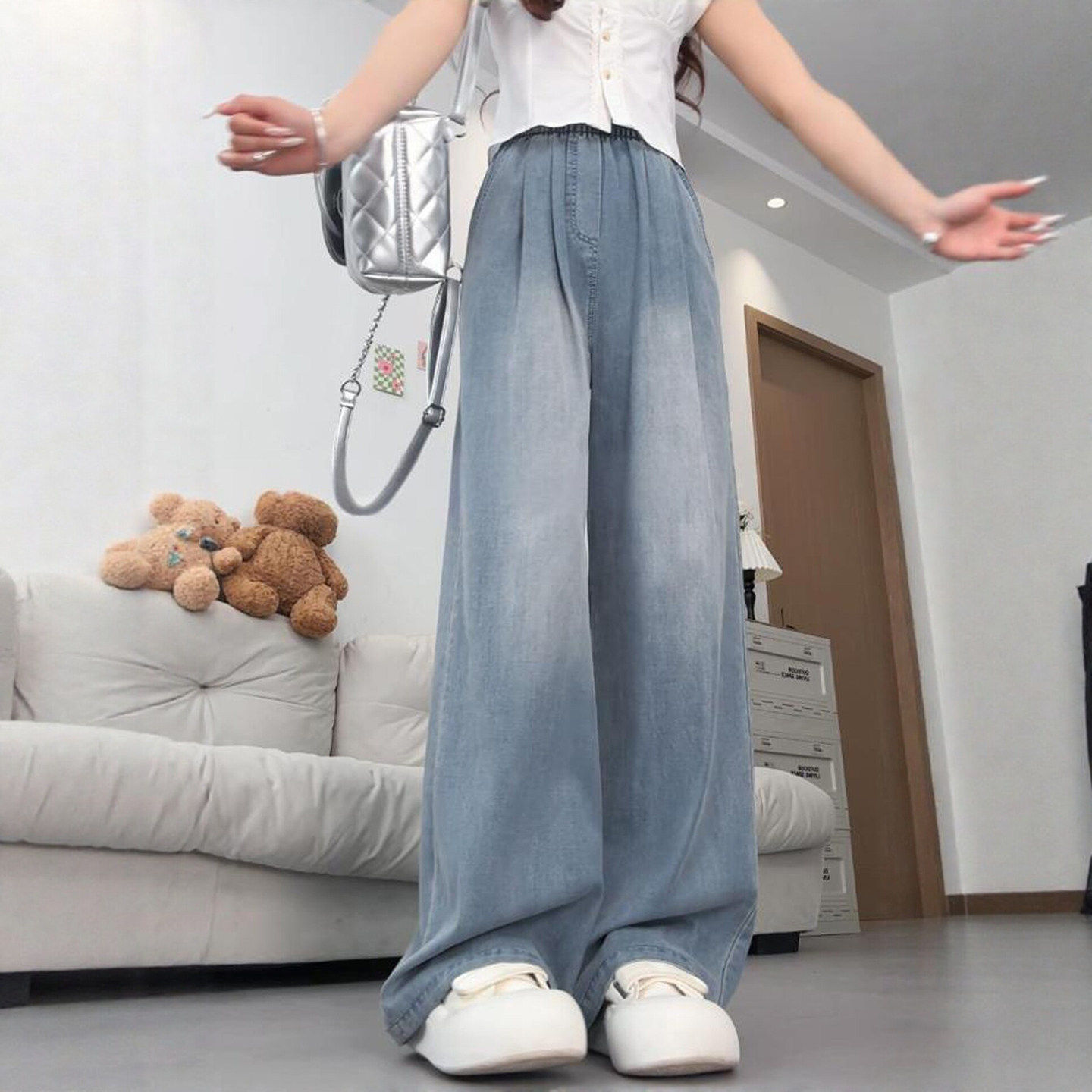 天丝牛仔裤女2026夏季薄款垂感宽松松紧腰小个子冰丝窄版直筒阔腿