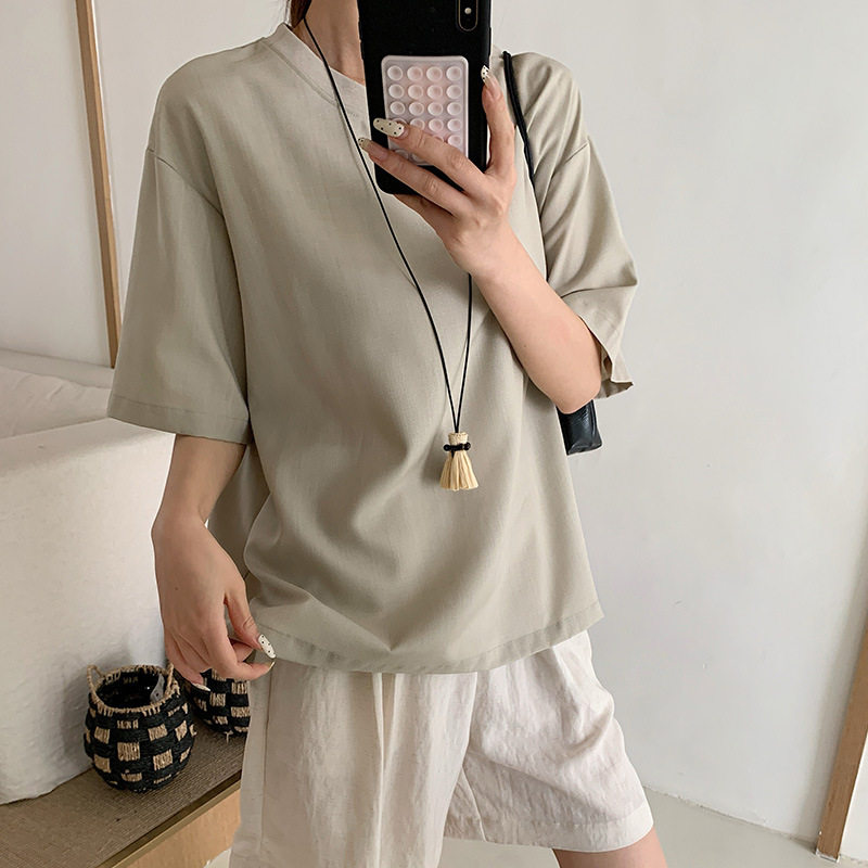 原麻色莱赛尔天丝短袖女2026夏季新款修身显瘦正肩圆领上衣T恤女