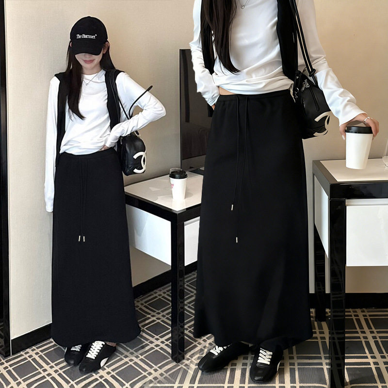 复古黑色a字半身裙女2026新款春夏季显瘦抽绳半裙高腰直筒卫裙女