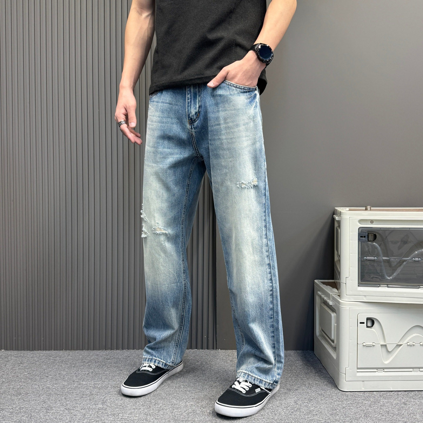 秋季美式复古破洞磨毛牛仔裤男款潮牌时尚宽松直筒休闲通勤长裤子