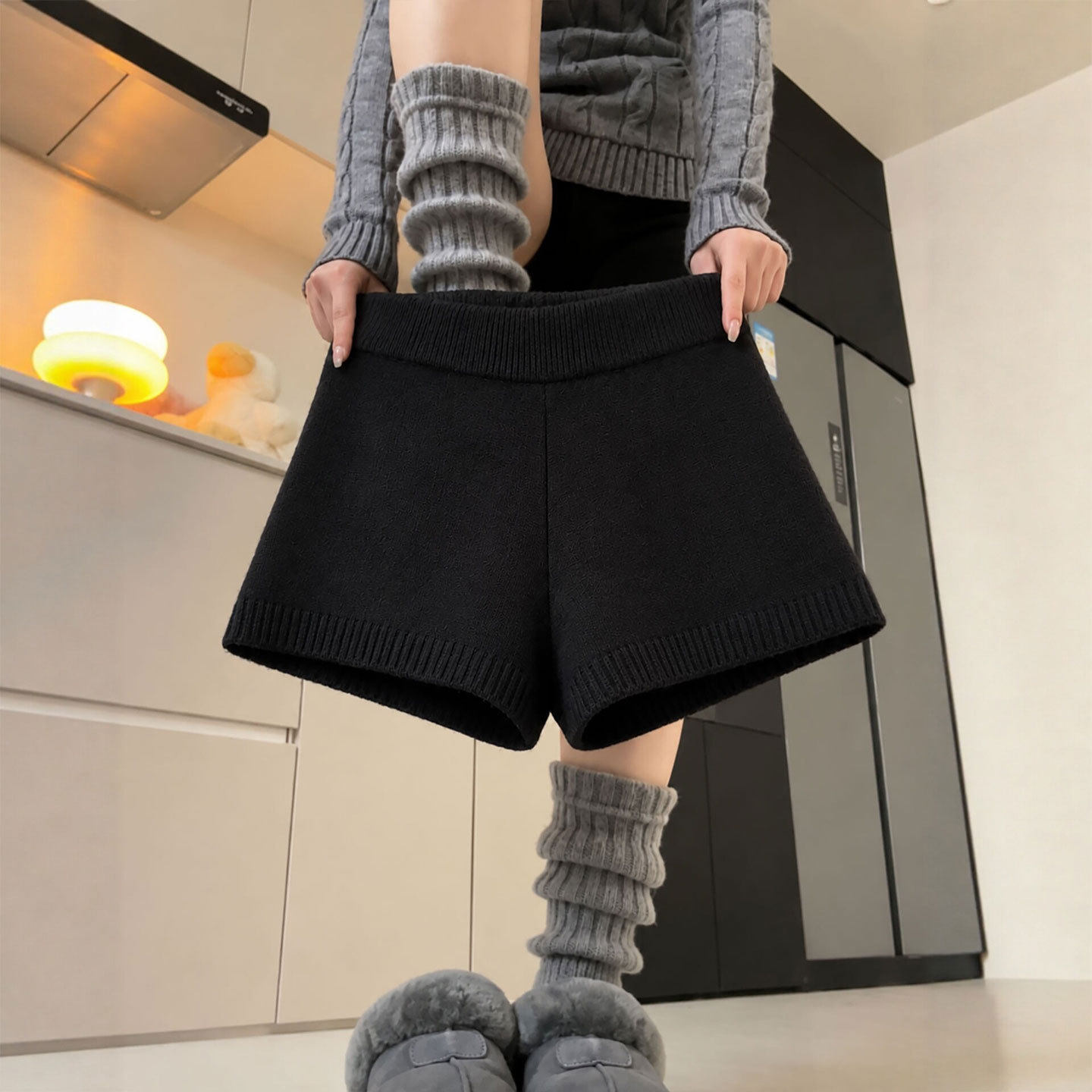 黑色短裤女2026新款秋冬针织小个子显瘦外穿辣妹休闲简约毛衣裤