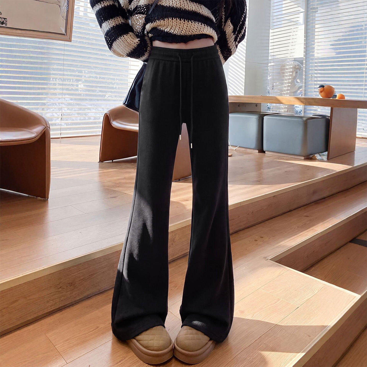 微喇运动裤女2026新款秋冬黑色莫代尔瑜伽裤小个子休闲喇叭卫裤子