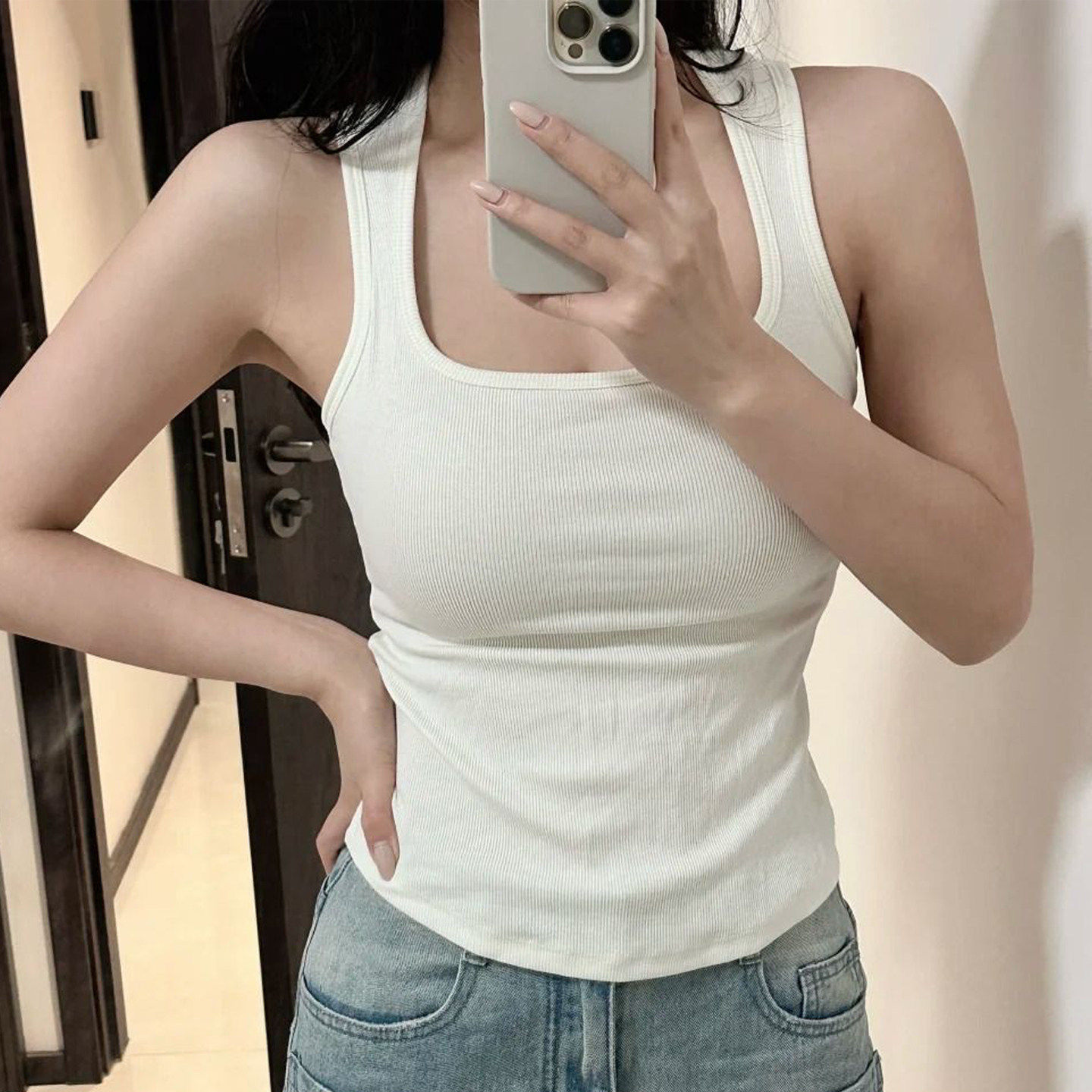 白色背心女夏外穿2026新款工字运动无袖打底上衣无胸垫内搭小吊带
