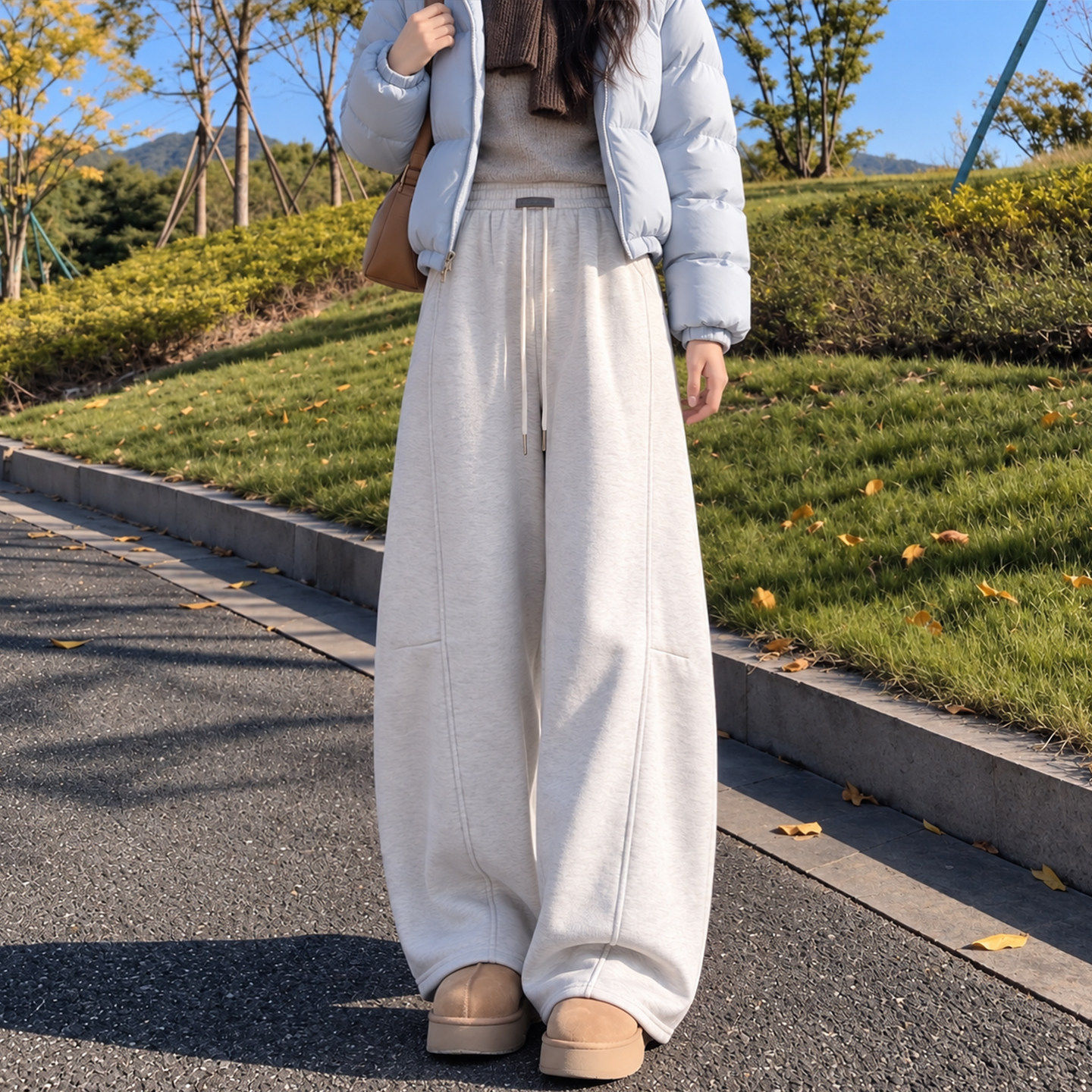 白色卫裤女款运动裤2026新款秋冬加绒高腰阔腿适合胖mm特大码裤子
