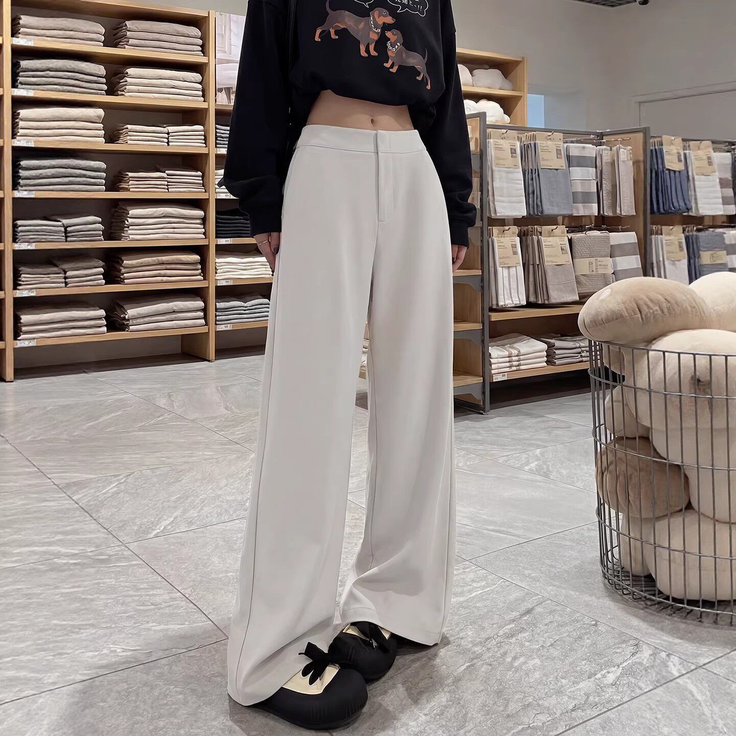 灰色西装裤女裤2026新款春季高腰垂感宽松窄版小个子直筒阔腿裤子