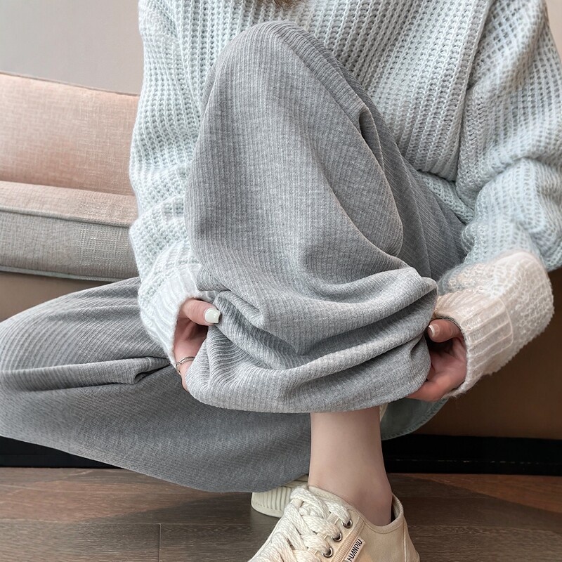灰色仿羊绒阔腿裤女2026新款秋冬加绒加厚高腰垂感针织休闲直筒裤