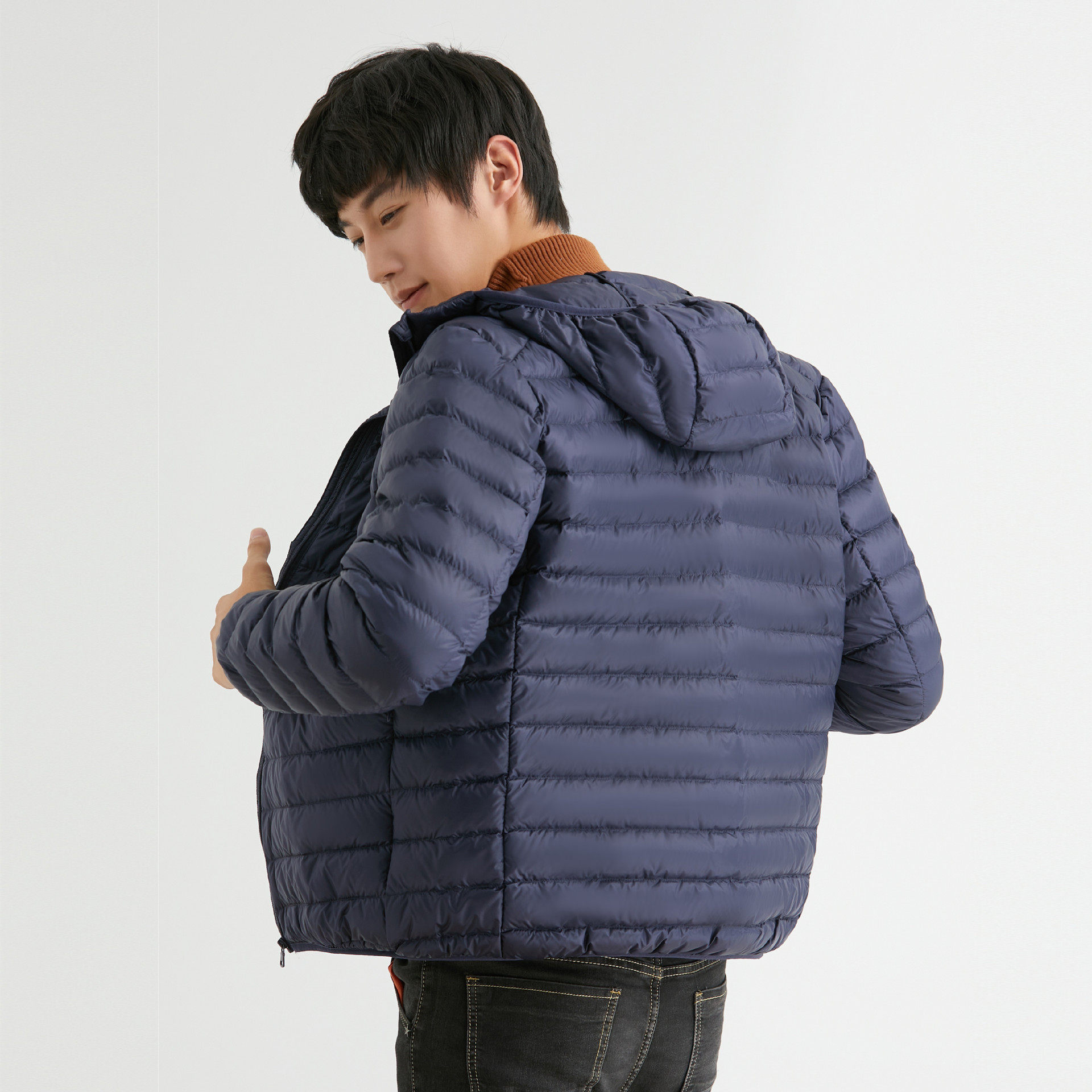 寒冬思羽男式90绒纯色轻薄款羽绒服男连帽带帽冬装外套加大码男装