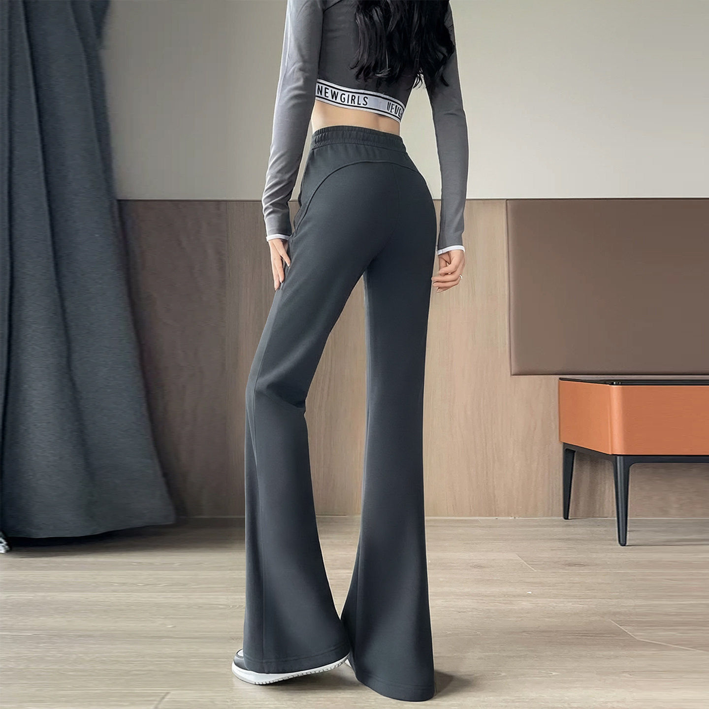 灰色微喇叭裤女2026新款春秋冬高腰休闲运动瑜伽小个子加绒卫裤子