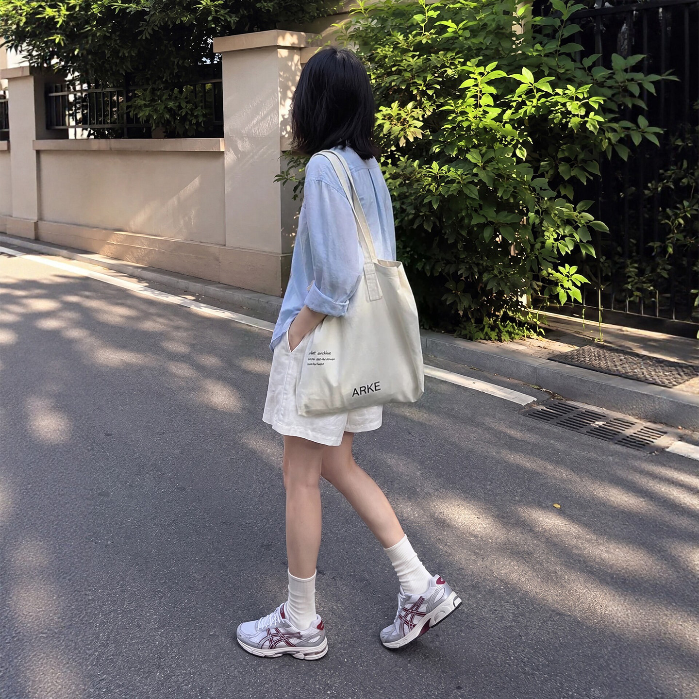 白色天丝亚麻短裤女2026新款夏薄款高腰显瘦小个子棉麻运动休闲裤