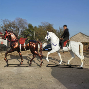 玻璃钢仿真马雕塑户外园林大型动物马模型公园绿地景观装饰摆件