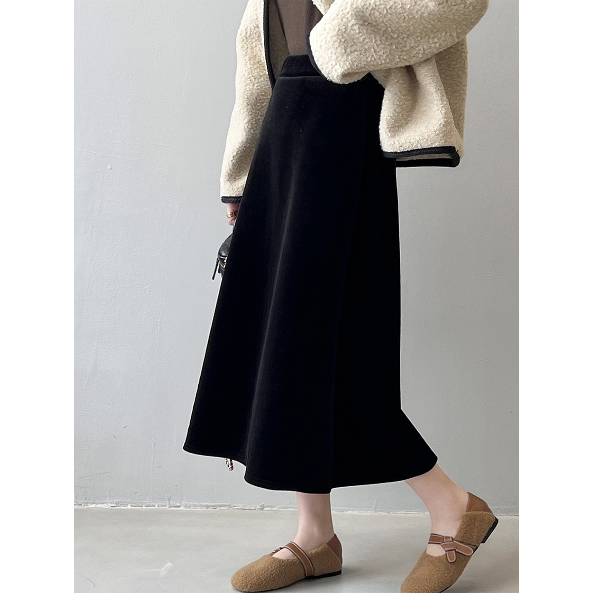 2025秋冬复古金丝绒半身裙女