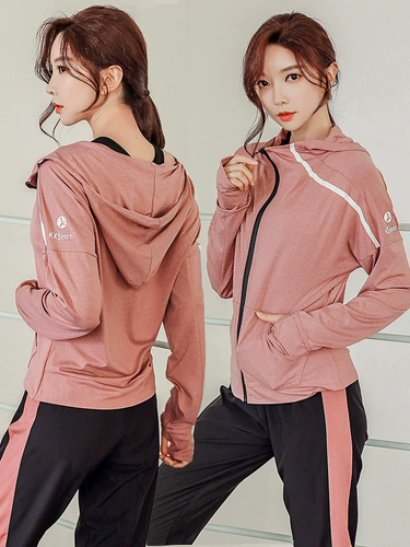 Спортивный костюм для спортзала, модный комплект, быстросохнущая одежда для йоги, коллекция 2023, популярно в интернете, оверсайз, для бега, осенний, большой размер