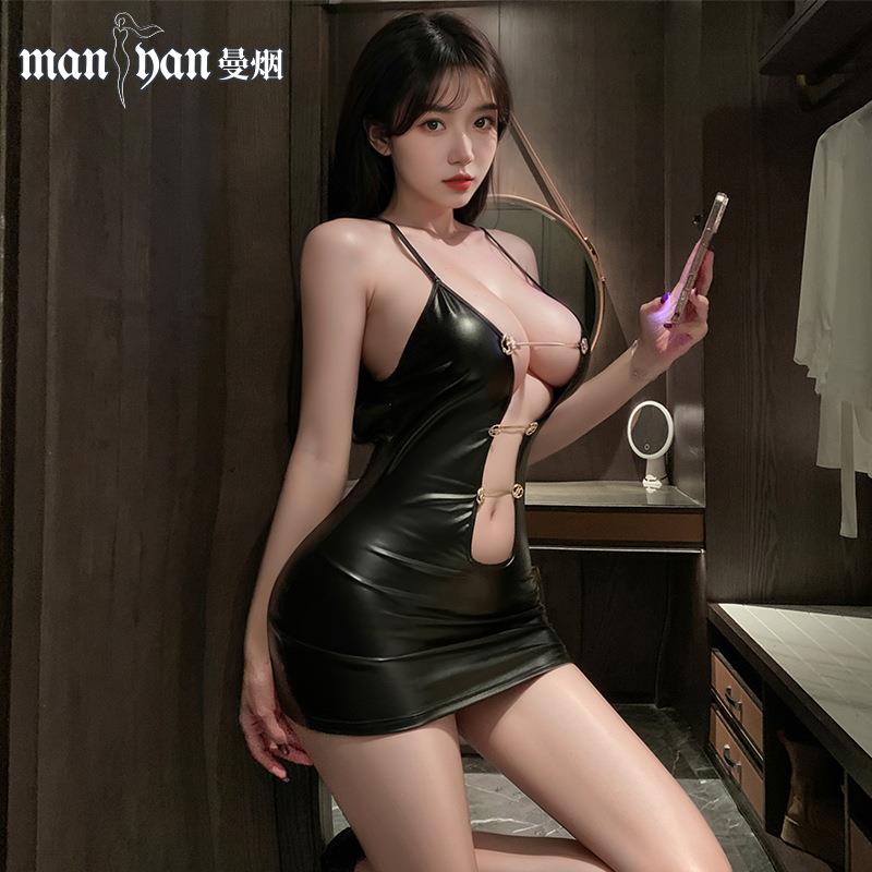 内衣感镂空漆皮吊带美背交叉肩带夜店包臀短裙100073