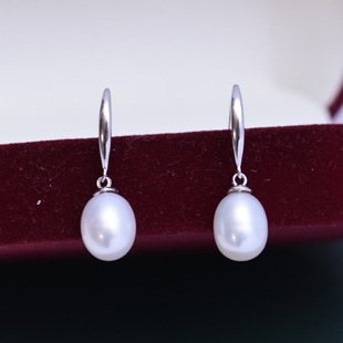 淡水强光滴水米形珍珠7.5-8.5mm耳钩耳饰14K注金简约时尚耳环2026