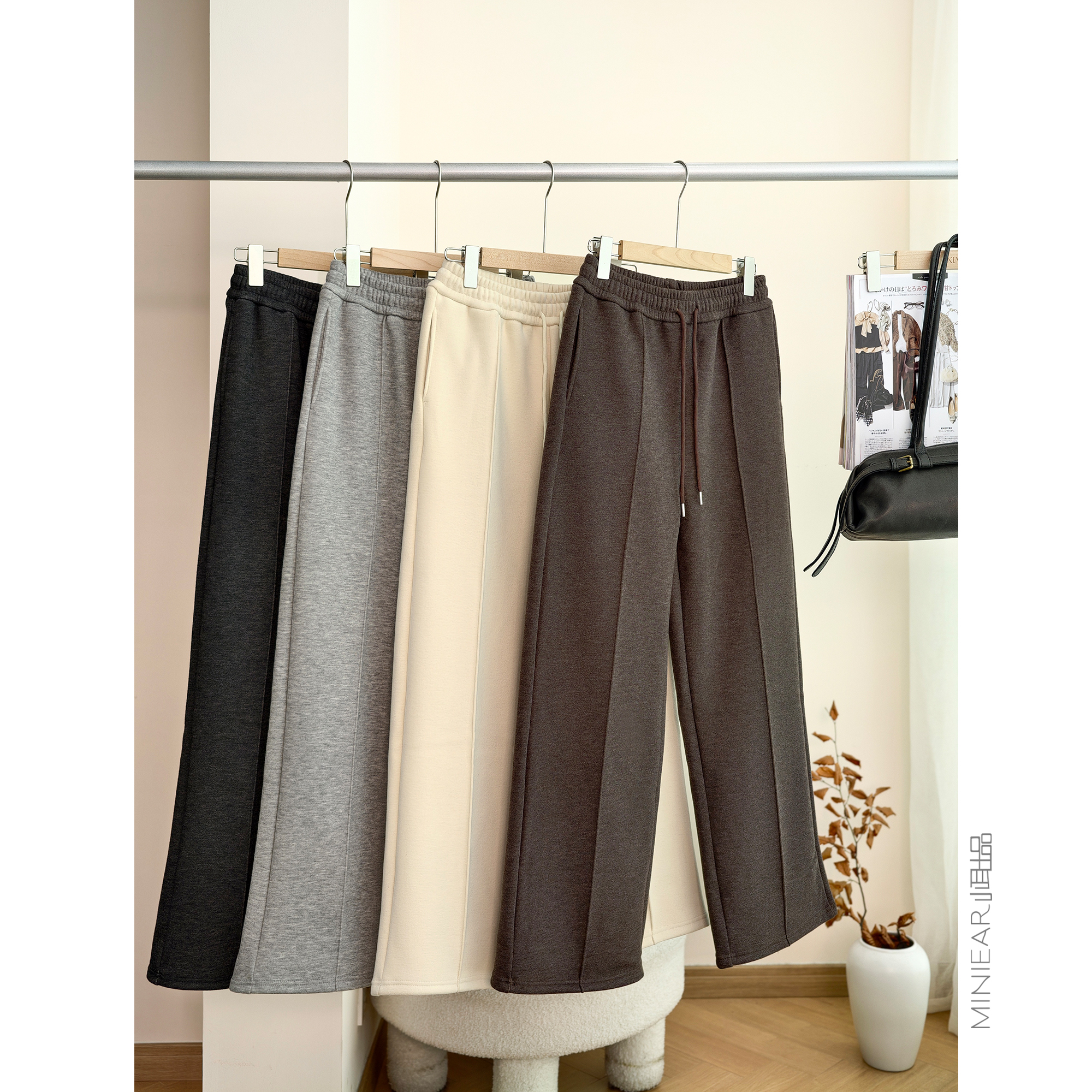 气质显瘦中缝线松紧腰糯米裤女