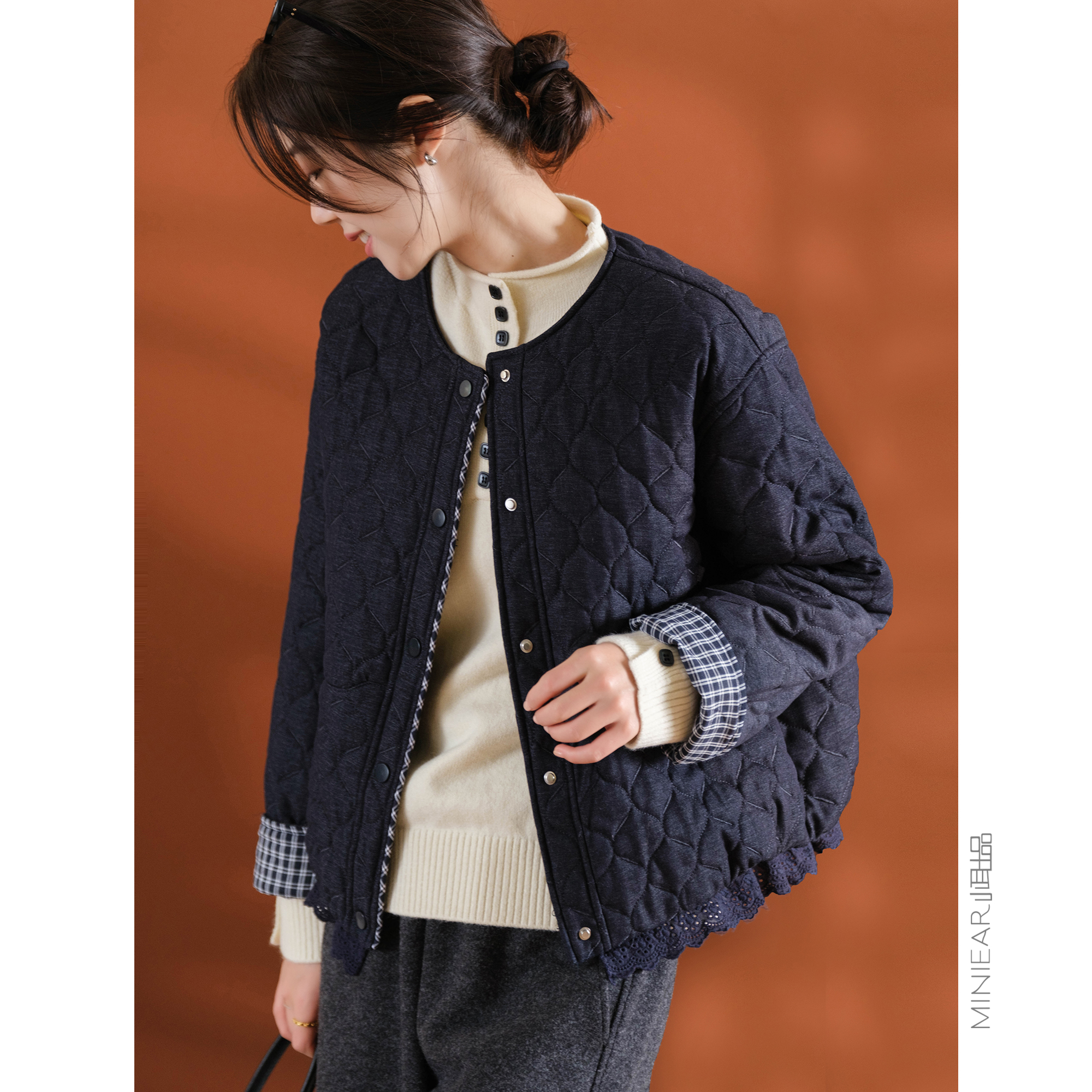 葫芦绗线夹棉翻袖圆领外套