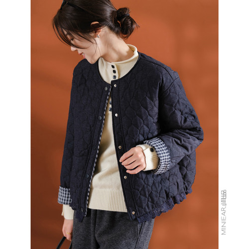 葫芦绗线夹棉翻袖圆领外套