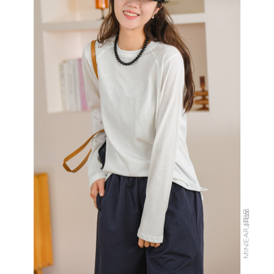 纯色百搭长袖T恤打底上衣