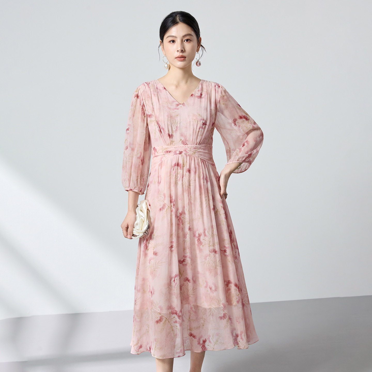 杭州桑蚕丝2026春夏新中式粉雾花语乔其连衣裙女印花高奢气质裙子