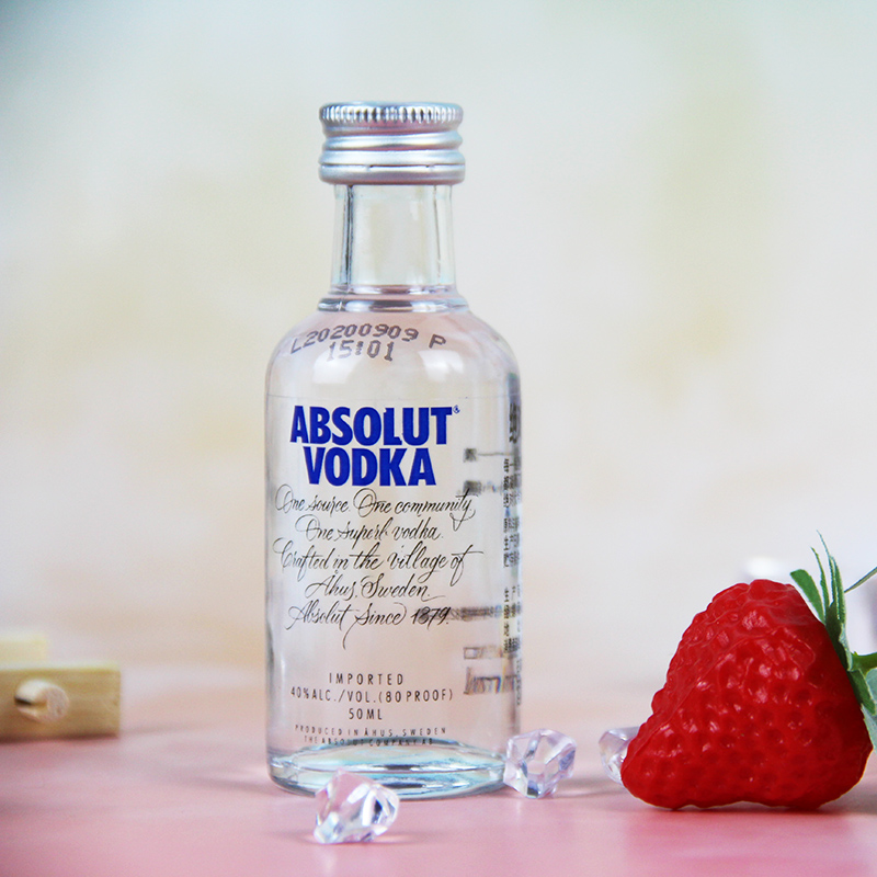 瑞典进口伏特加50ml酒版