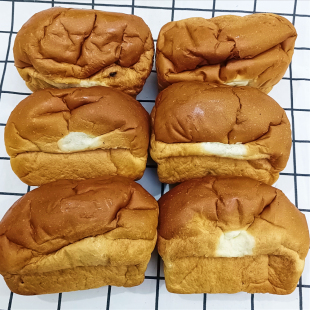 哈东农大面包哈尔滨特产老式小方包葡萄干早餐代餐饱腹松软100g袋